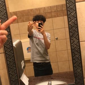 Meet your Posher, Gil